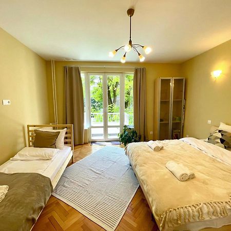 Bohemian Bright & Calm 2Br - Top Center - Private Balcony Sofia Ngoại thất bức ảnh