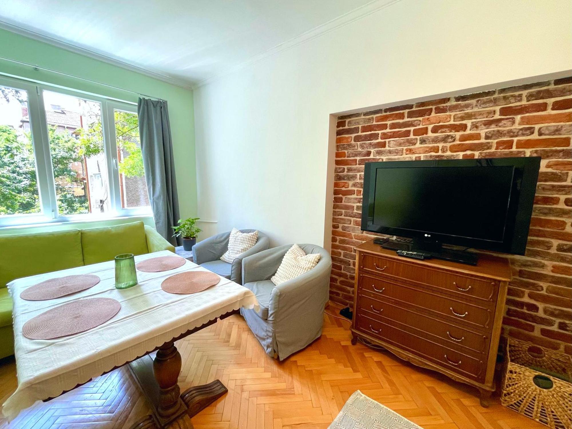 Bohemian Bright & Calm 2Br - Top Center - Private Balcony Sofia Ngoại thất bức ảnh