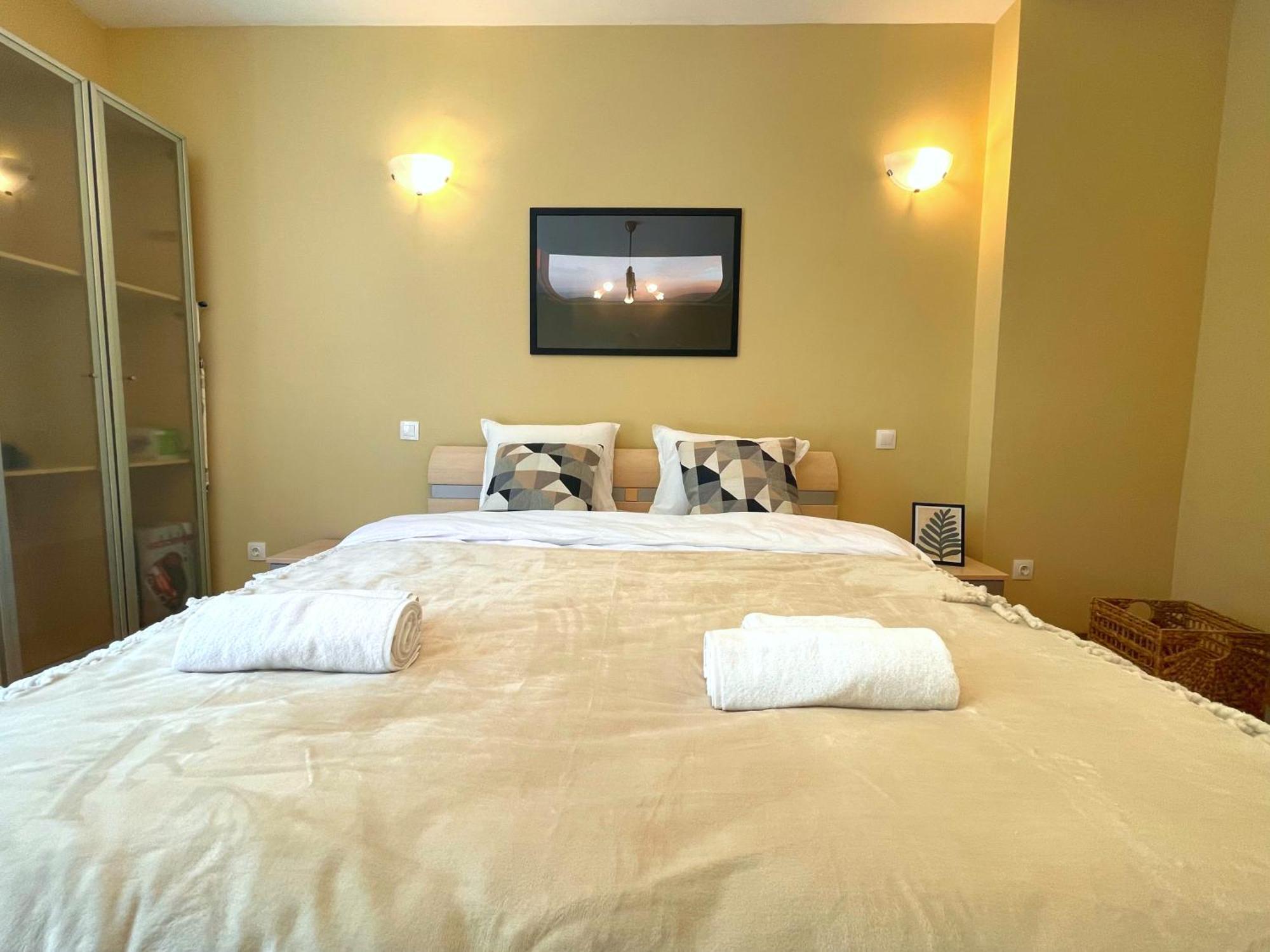 Bohemian Bright & Calm 2Br - Top Center - Private Balcony Sofia Ngoại thất bức ảnh