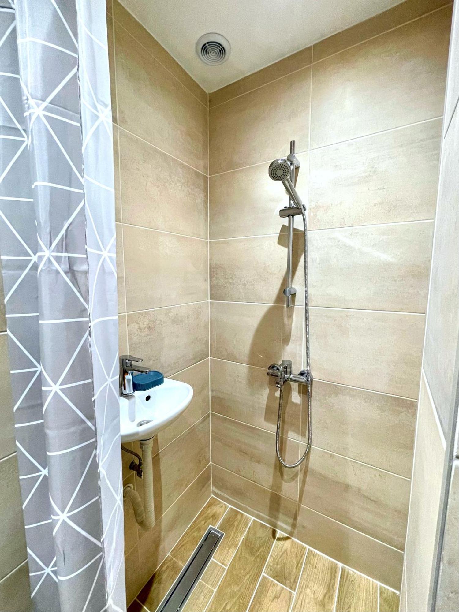 Bohemian Bright & Calm 2Br - Top Center - Private Balcony Sofia Ngoại thất bức ảnh