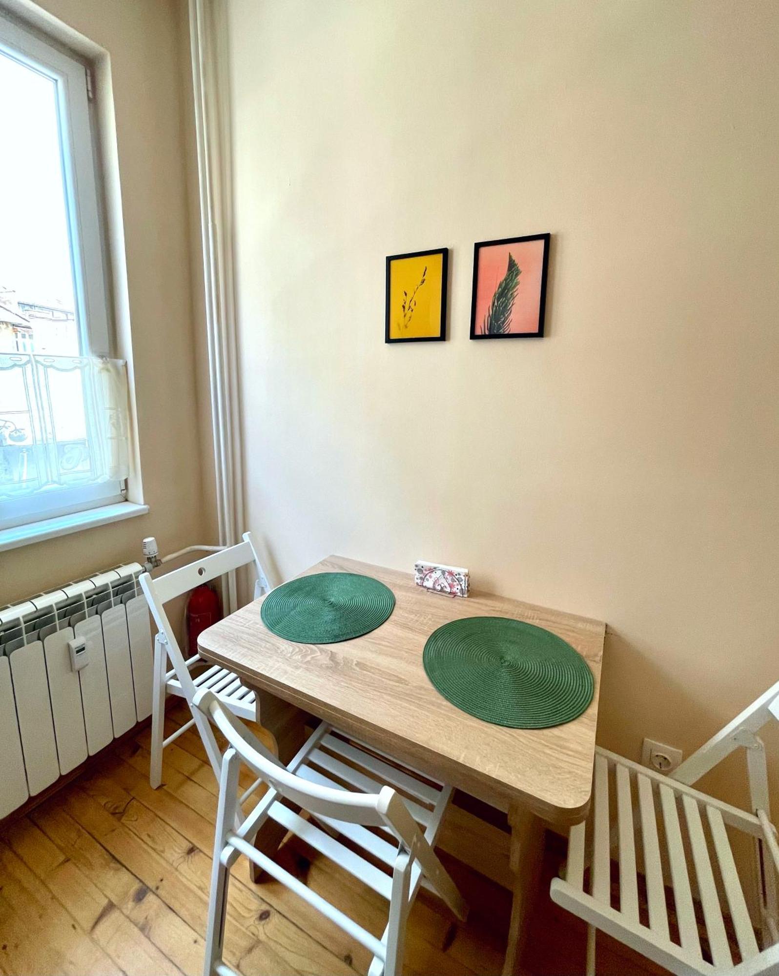 Bohemian Bright & Calm 2Br - Top Center - Private Balcony Sofia Ngoại thất bức ảnh