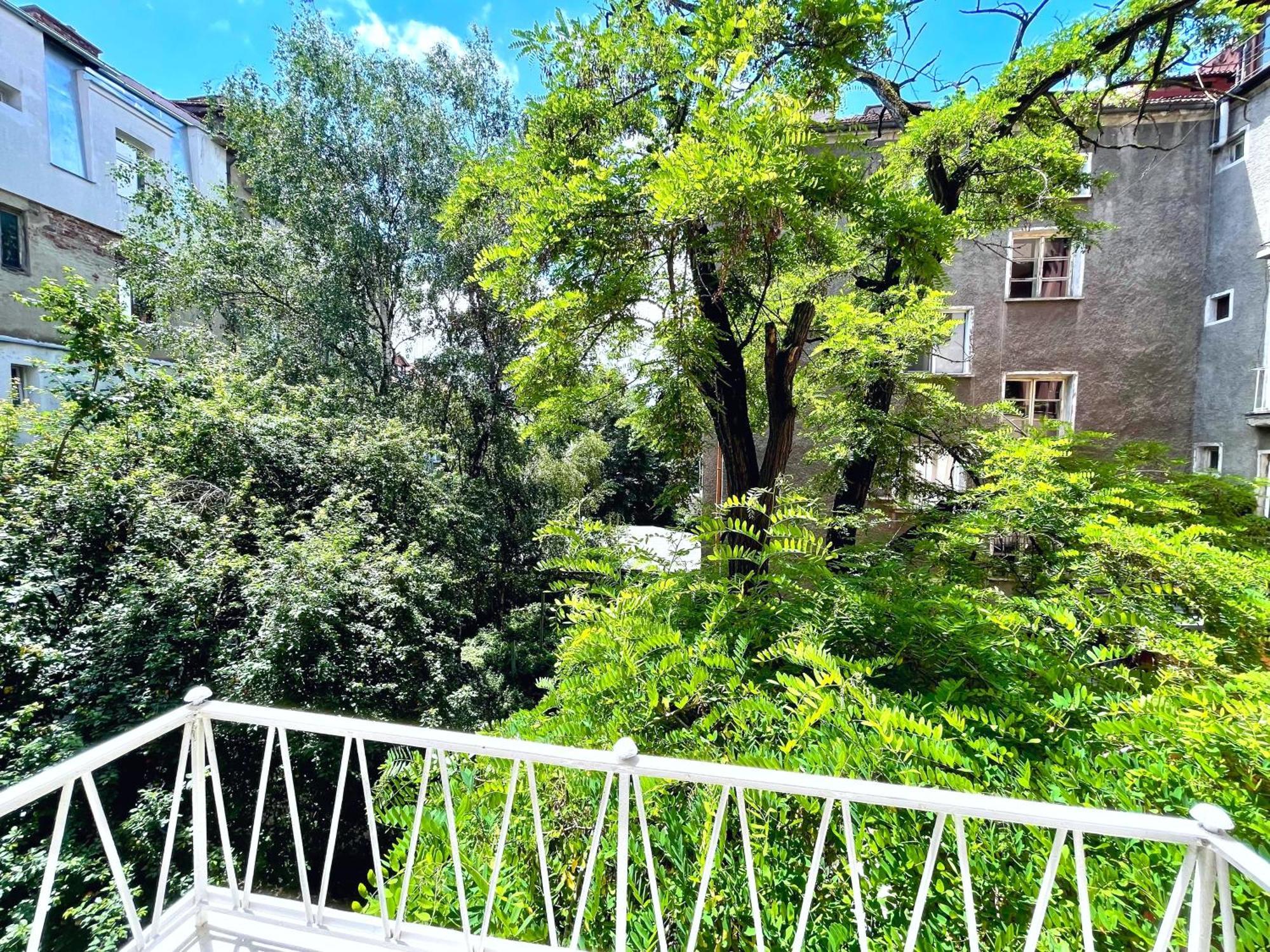 Bohemian Bright & Calm 2Br - Top Center - Private Balcony Sofia Ngoại thất bức ảnh